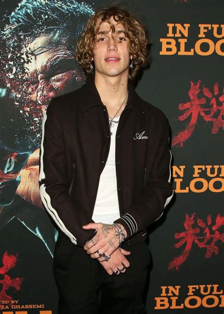 Vinnie Colaiuta Biography, Age, Height, Wife, Net Worth, Family