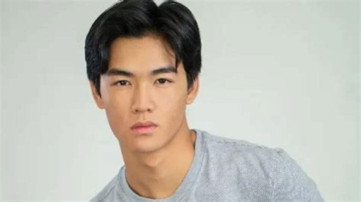 Yuri Ichii Biography, Age, Height, Husband, Net Worth, Family